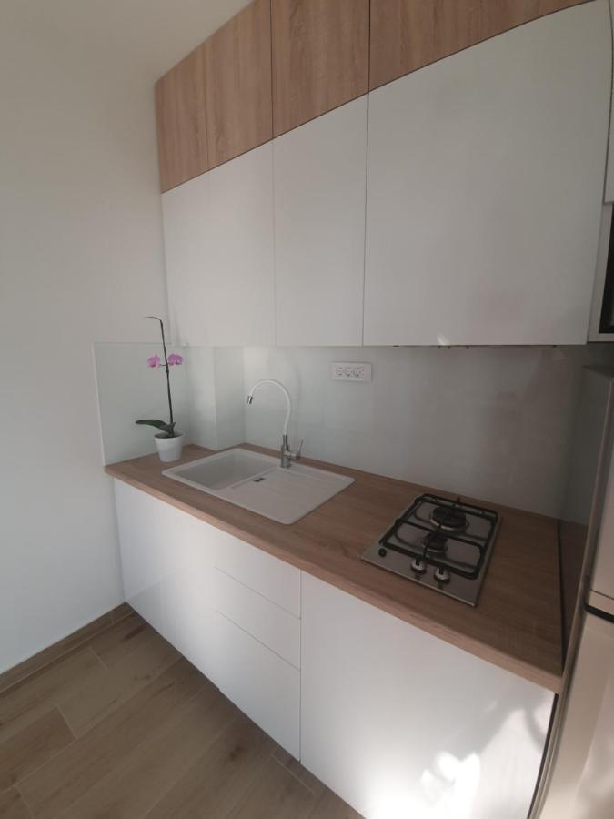 Apartmani Starigrad Paklenica - Danijel Ngoại thất bức ảnh