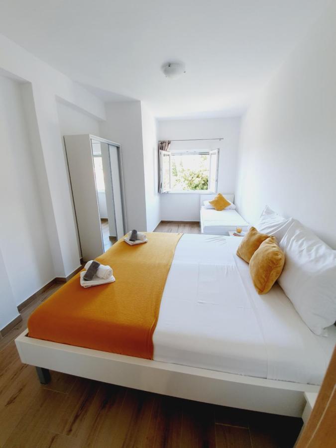 Apartmani Starigrad Paklenica - Danijel Ngoại thất bức ảnh