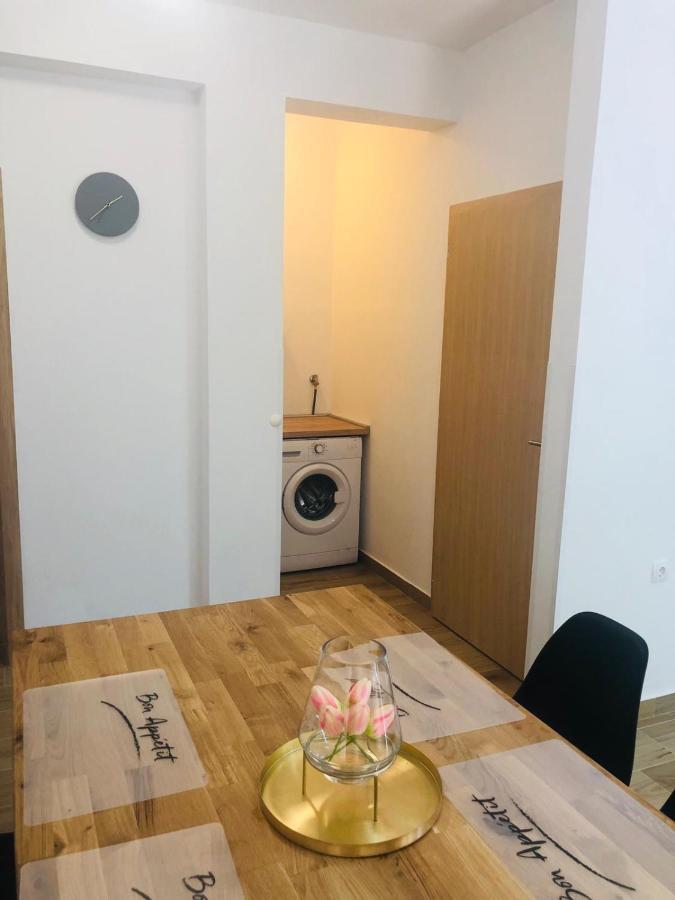 Apartmani Starigrad Paklenica - Danijel Ngoại thất bức ảnh